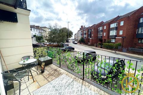 2 bedroom flat to rent, Clarendon Road, Southsea