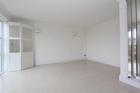 2 bedroom apartment to rent, Newlands Road, Brighton