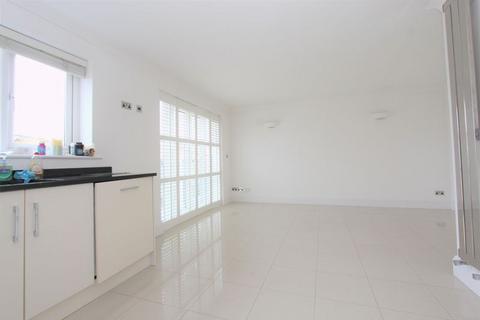 2 bedroom apartment to rent, Newlands Road, Brighton