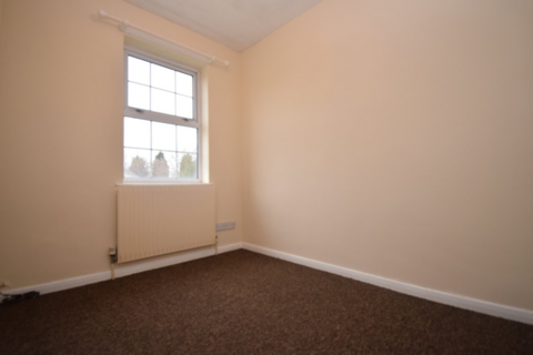 3 bedroom townhouse to rent, Hardwick Crescent, Syston