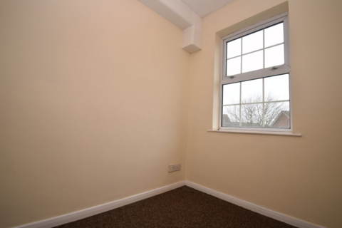 3 bedroom townhouse to rent, Hardwick Crescent, Syston