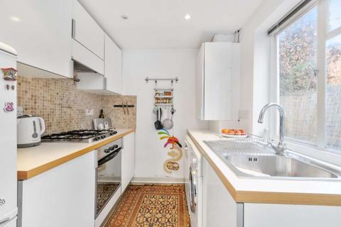 2 bedroom end of terrace house to rent, Great Clarendon Street, Jericho