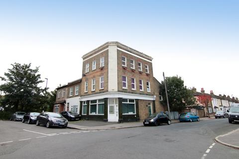 Workshop & retail space to rent - Stroud Road, South Norwood SE25