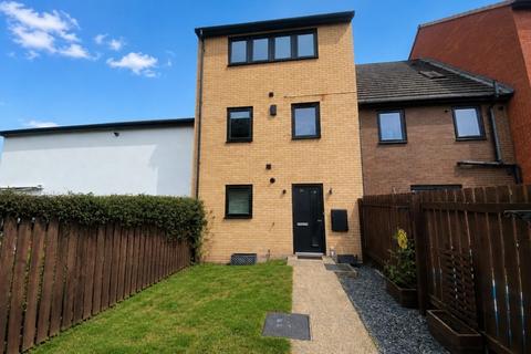 2 bedroom townhouse to rent, Marvell Way, Wath Upon Dearne, S63 7FL