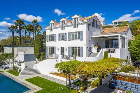 6 bedroom villa, Cannes, Alpes Maritimes, Provence Alpes Cote d'Azur