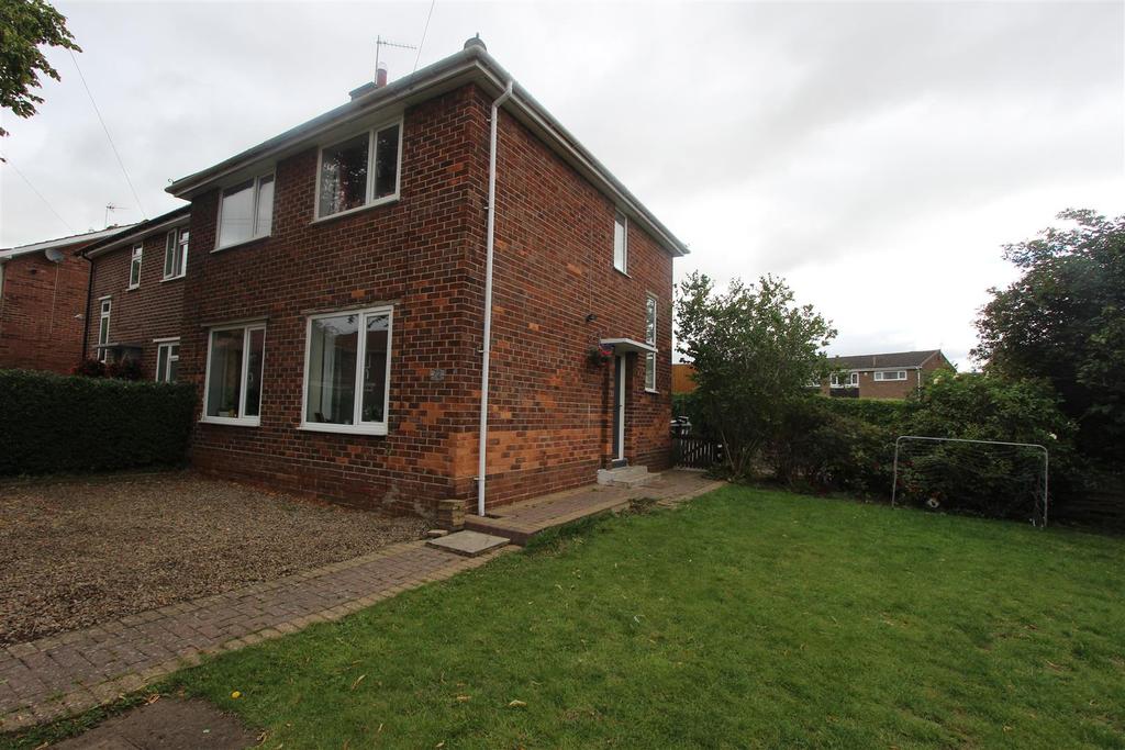 Hutton Avenue, Darlington 3 bed semidetached house £133,000