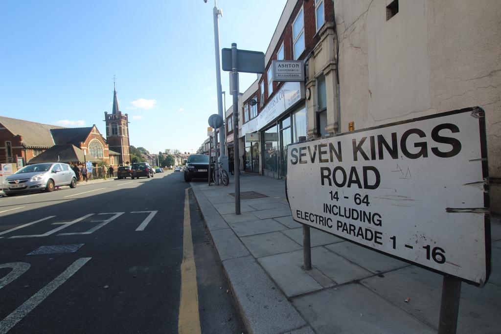 Seven Kings Road, Seven Kings, IG3 1 bed flat £130,000