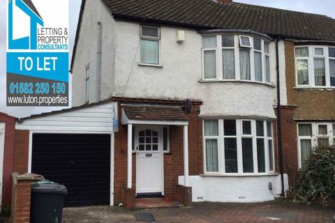 undefined, Luton LU4