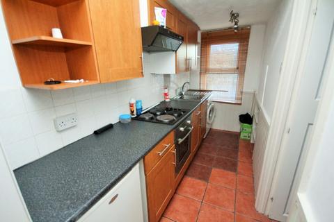 1 bedroom flat to rent, 18 Napier Road, Luton LU1