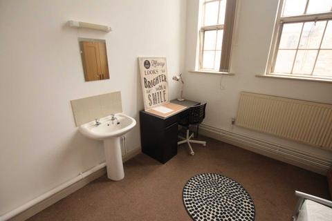 undefined, Room    Tempest Street, Wolverhampton WV2