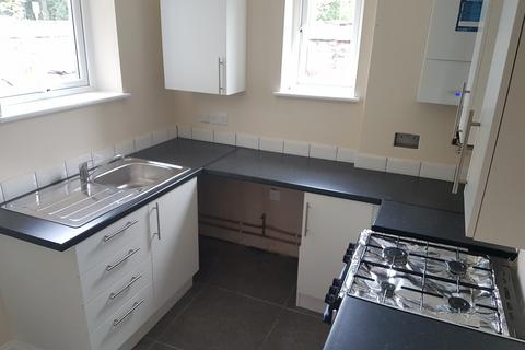 3 bedroom terraced house to rent, Siddall Street, Manchester, M12