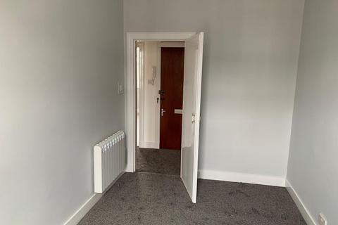 1 bedroom flat to rent, Wallfield Place, Top Right, AB25