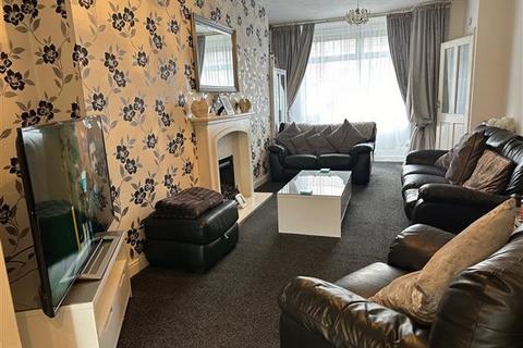 3 bedroom cluster house for sale, Fife Avenue, Chadderton, Oldham