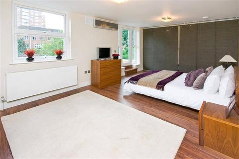 5 bedroom semi-detached house to rent, Court Close, Boydell Court, St John's Wood, NW8