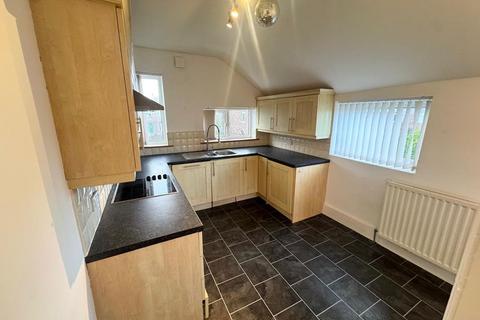 2 bedroom apartment to rent, Lealholm Road, Longbenton