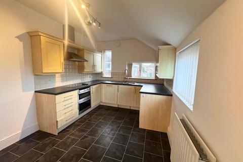 2 bedroom apartment to rent, Lealholm Road, Longbenton