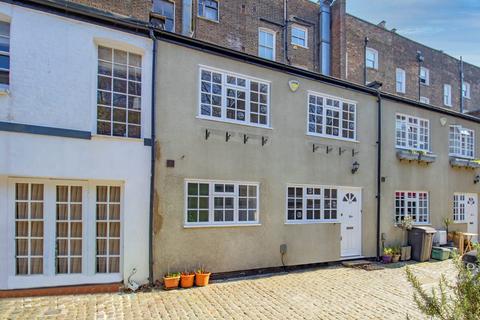 undefined, Elizabeth Mews, Belsize Park, NW3