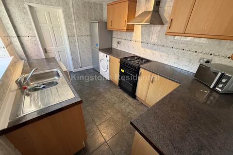 5 bedroom terraced house to rent, Letty Street, Cardiff CF24