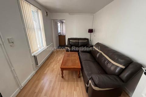 5 bedroom terraced house to rent, Letty Street, Cardiff CF24