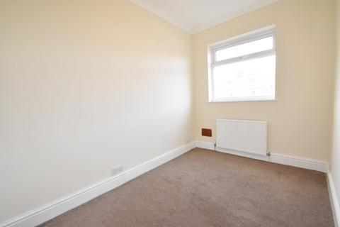 2 bedroom terraced house to rent - Castleford, WF10