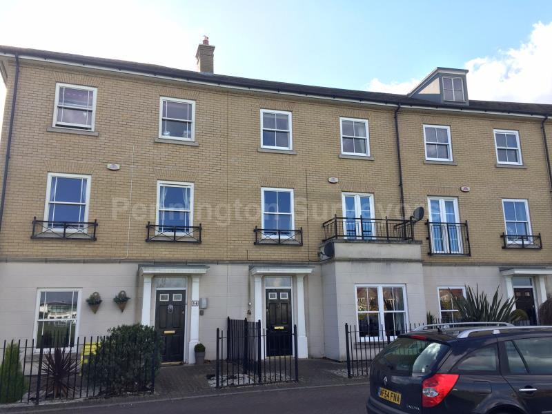 BONNY CRESCENT, IPSWICH 4 bed townhouse £1,050 pcm (£242 pw)