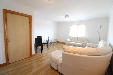 2 bedroom flat to rent - John Street, First Floor, AB21