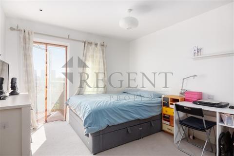 2 bedroom apartment for sale, Maud Street, East Village, E16