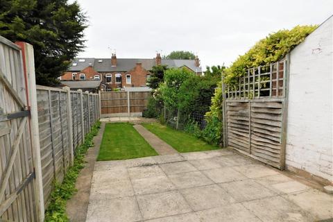 2 bedroom terraced house to rent, Drage Street, Derby