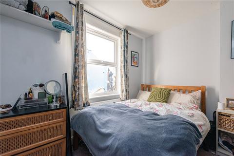 2 bedroom apartment to rent, College Road, Kensal Rise, London, NW10