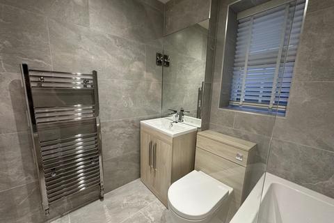 2 bedroom apartment to rent, Hallamgate Road, Sheffield, S10 5BT
