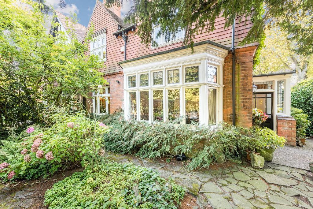 Stanley Road, Kings Heath, Birmingham, B14 7NB 4 bed semidetached house £514,000