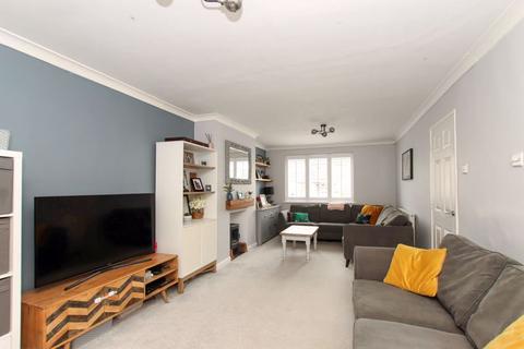 3 bedroom semi-detached house for sale, Tring