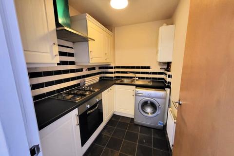 2 bedroom flat to rent, Edgar House, Bawtry Road, Doncaster