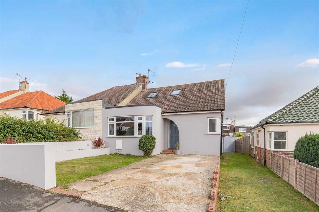Thornhill Avenue, Patcham, Brighton 3 bed semidetached bungalow £425,000