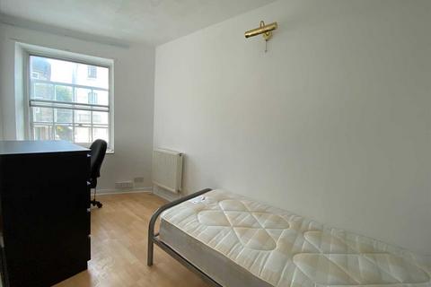 2 bedroom apartment to rent, Chichester Place, Brighton