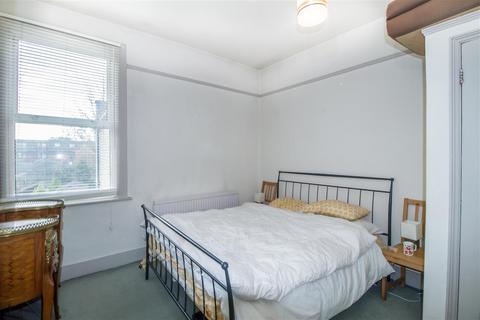 2 bedroom maisonette to rent, Havelock Road, Wimbledon