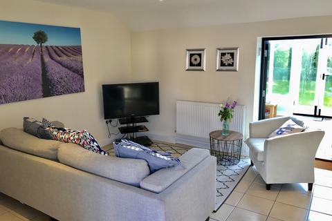 3 bedroom barn conversion to rent, Pond Cottage