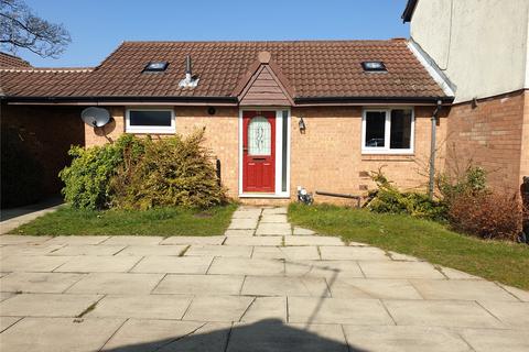 1 bedroom bungalow to rent, Newhall Road, Kirk Sandall, Doncaster, DN3