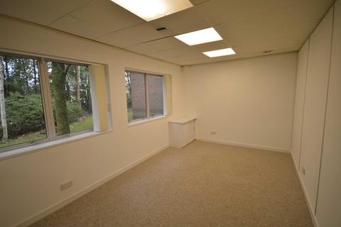 Office to rent - Cromwell Business Park, Chipping Norton