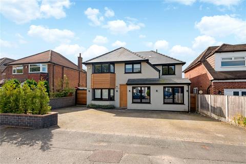 5 bedroom detached house to rent, Warburton Close, Hale Barns, Altrincham, Greater Manchester, WA15