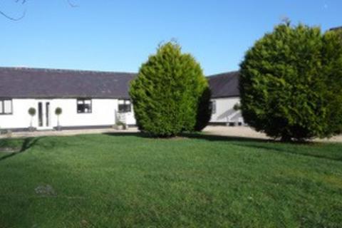 2 bedroom barn conversion to rent, Whitebridge Farm, Semley