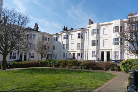 1 bedroom in a flat share to rent - Clarence Square, Brighton