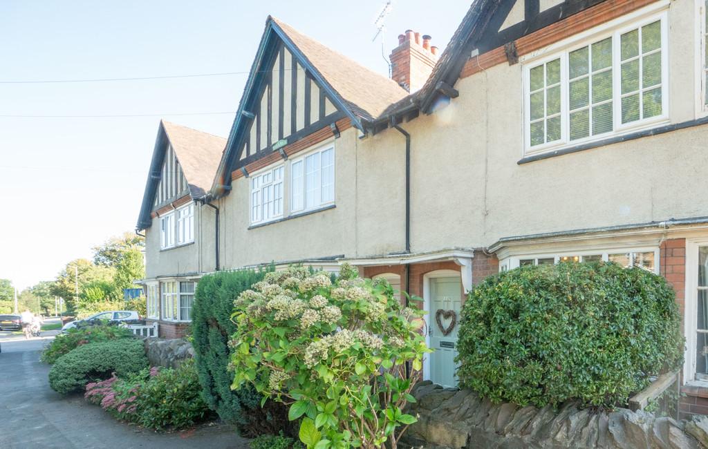 Nanpantan Road, Nanpantan, Loughborough 2 bed terraced house £195,000