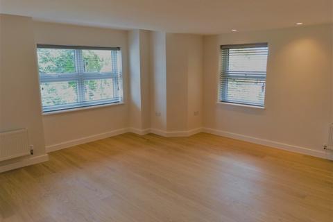 2 bedroom apartment to rent, Church Street, Waltham Abbey