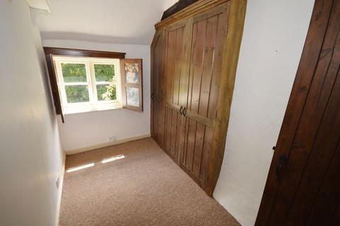 2 bedroom cottage to rent, Terrick Row, Terrick HP17