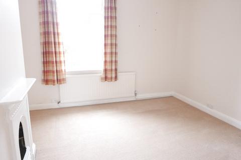 4 bedroom end of terrace house to rent, Vyner Street, The Groves