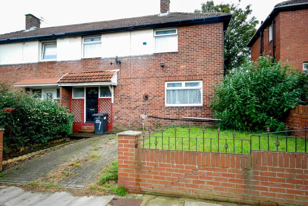 Lizard Lane, Whitburn 3 bed semidetached house £114,950