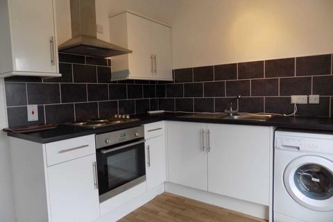 1 bedroom flat to rent, Flat B, Sheffield Road, Hoyland Common, S74 0DQ