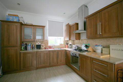 3 bedroom maisonette to rent, Whellock Road, Chiswick