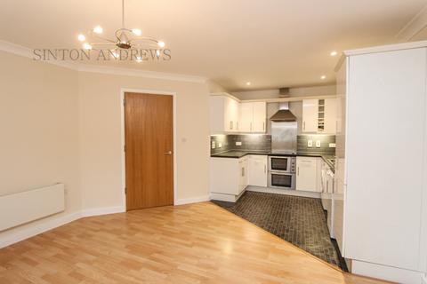 2 bedroom flat to rent, Murray Court, St Margarets Road, Hanwell, W7